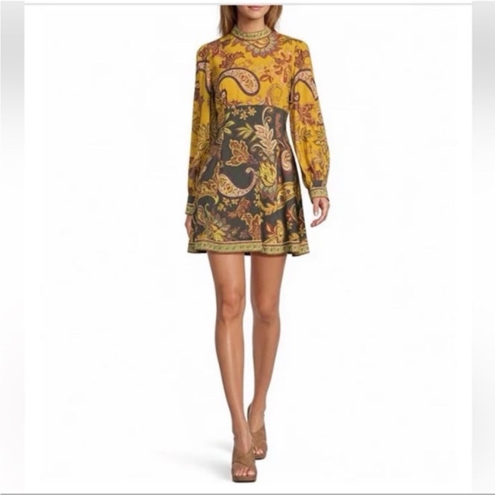 NWT Antonio Melani
Ellery Paisley Mock Neck Long Sleeve Dress